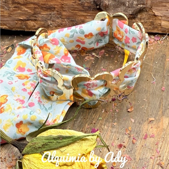 Alquimia Jewelry - Gold  colorful chunky statement scarf cuff bracelet